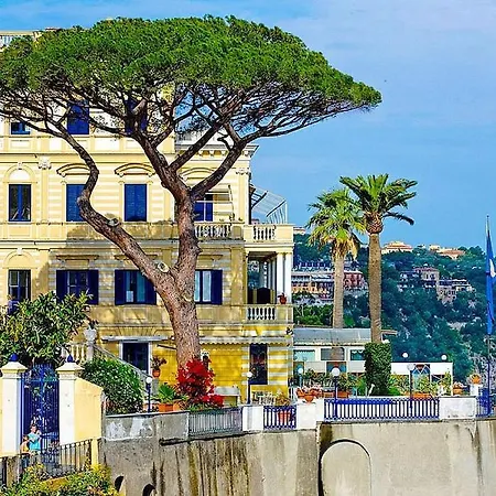 Sleeps 4 Pool Air Con Wifi Villa *